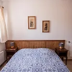 De La Place Hotel Mezel (Alpes-de-Haute-Provence)