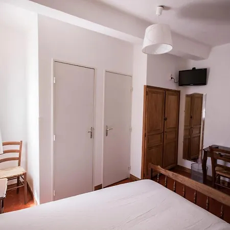 De La Place Hotel Mezel (Alpes-de-Haute-Provence)